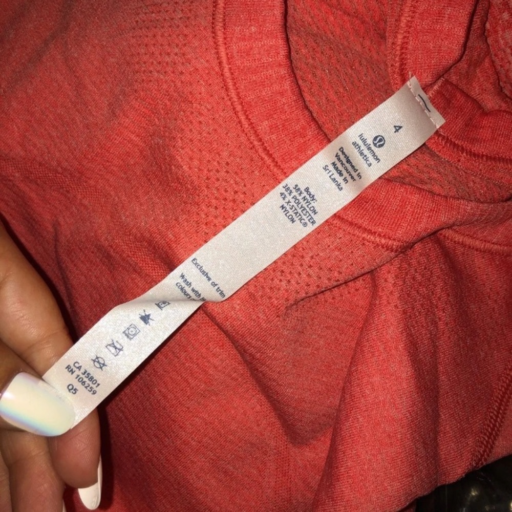 Lululemon swiftly tech top